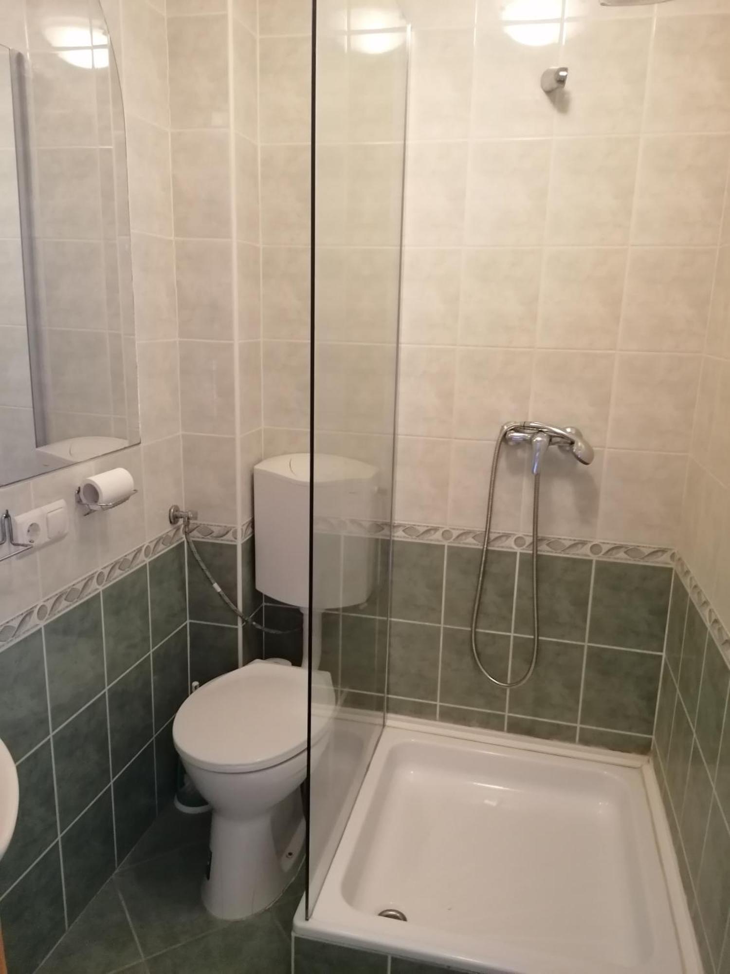 Iglodi Panzio Hotel Kunszentmarton Ngoại thất bức ảnh