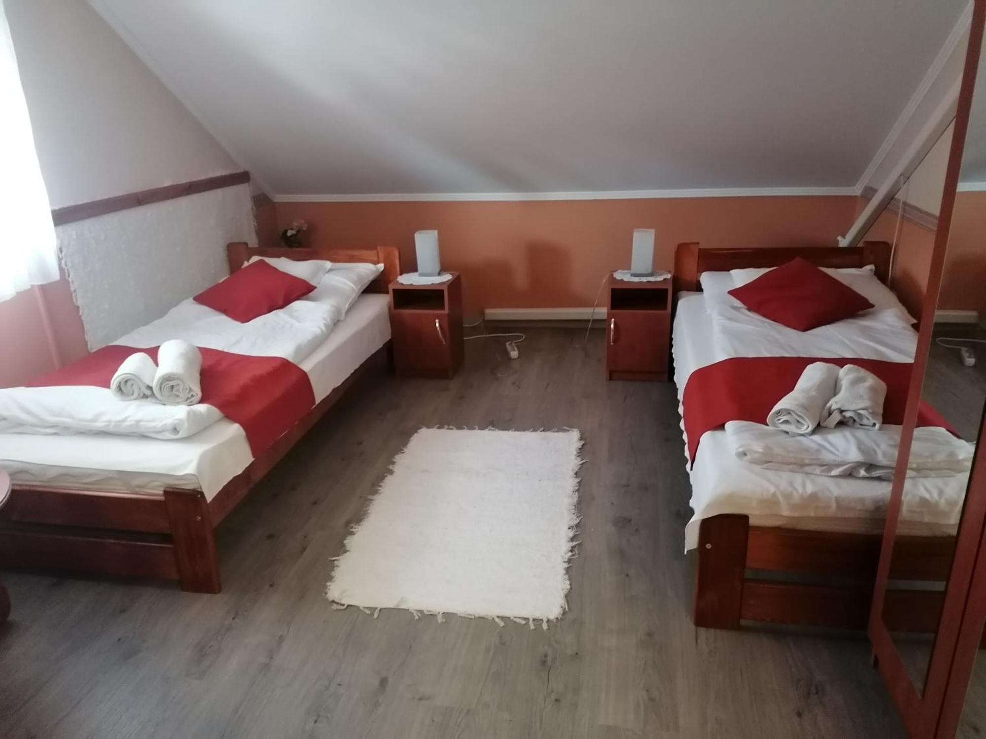 Iglodi Panzio Hotel Kunszentmarton Ngoại thất bức ảnh