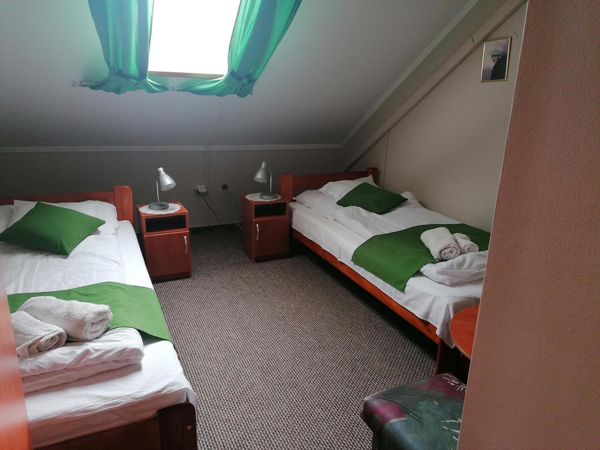 Iglodi Panzio Hotel Kunszentmarton Ngoại thất bức ảnh