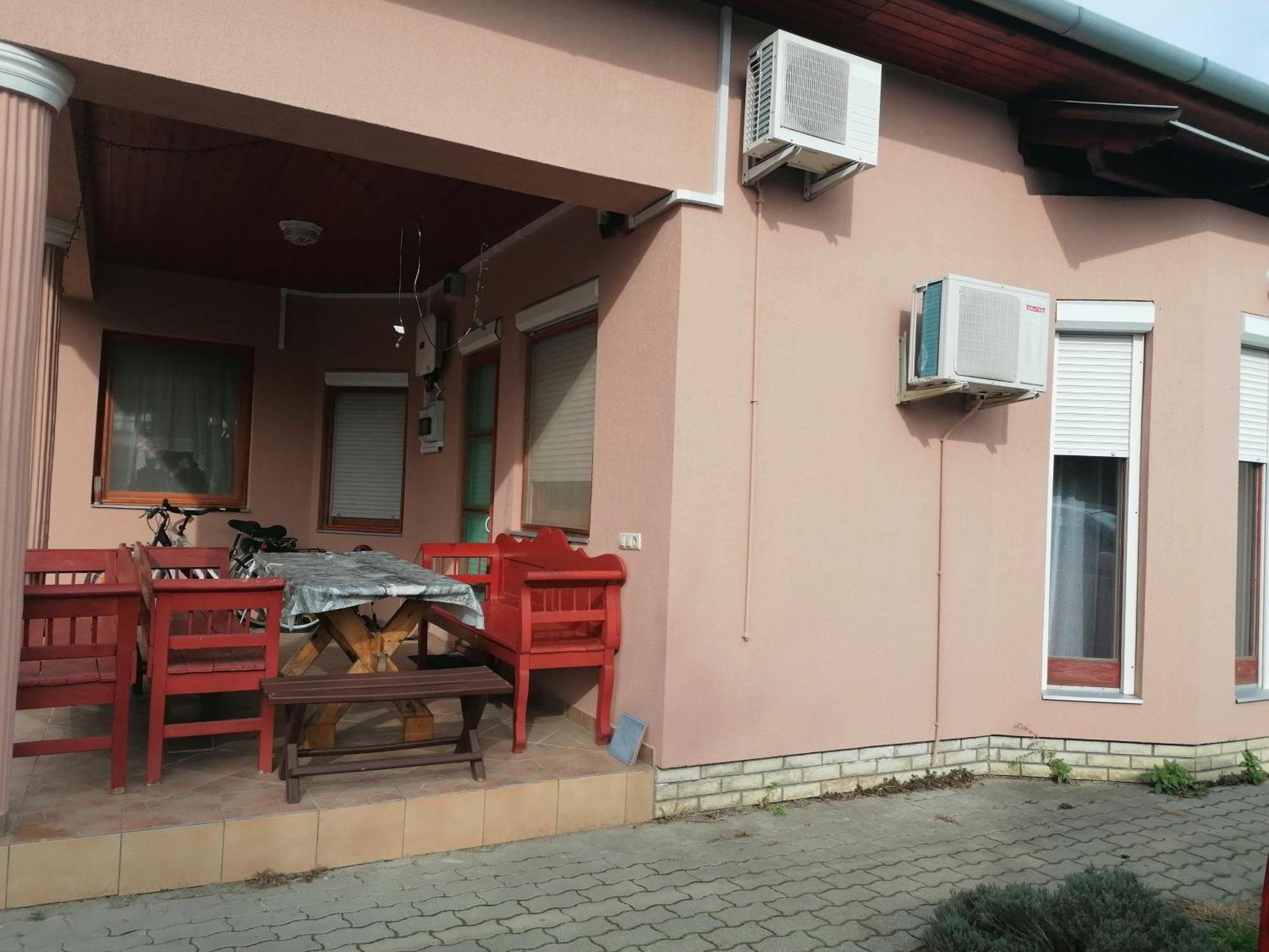 Iglodi Panzio Hotel Kunszentmarton Ngoại thất bức ảnh